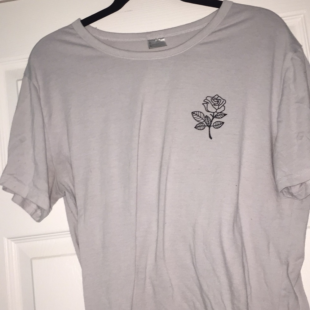 White rose t shirt